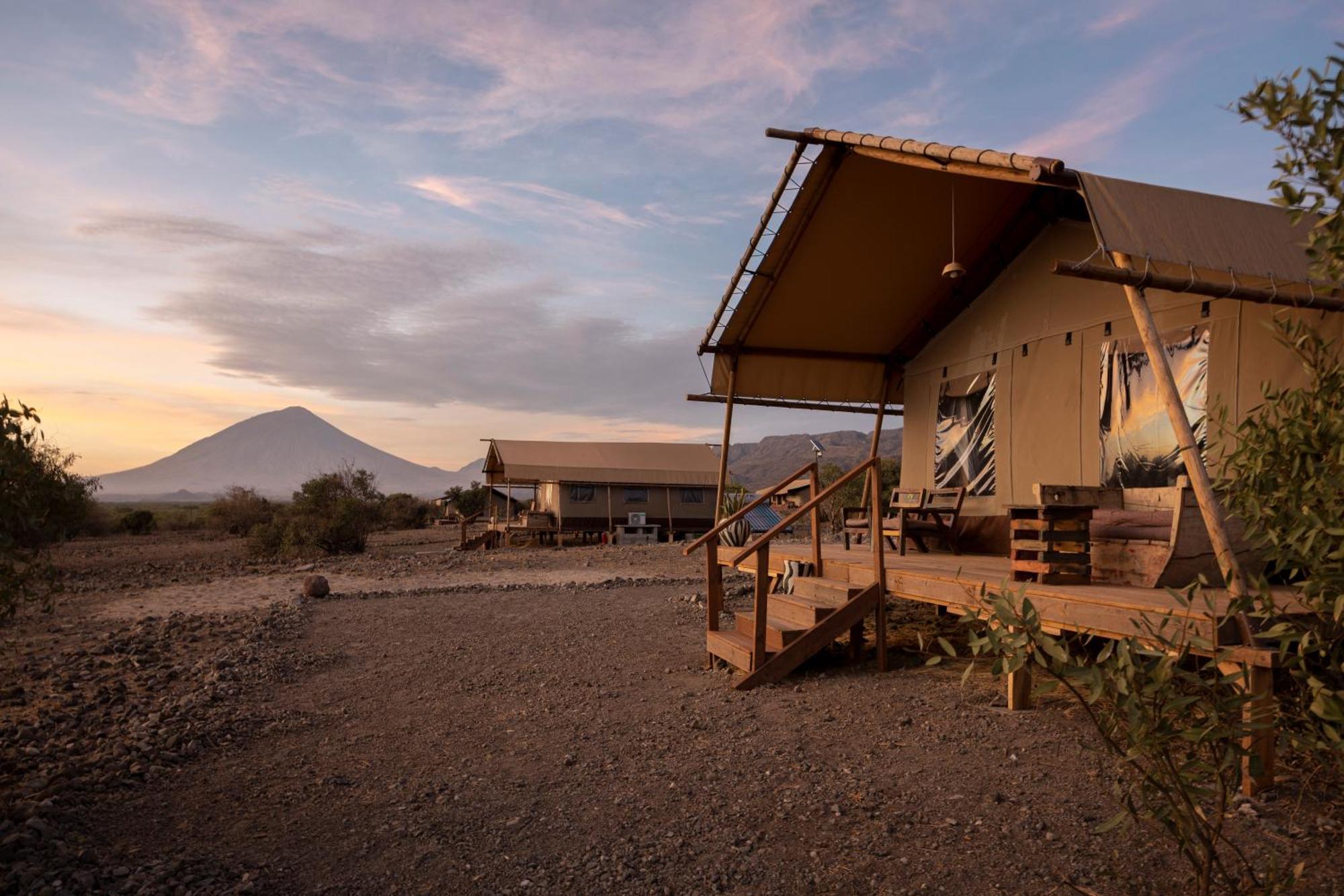 Mtowabaga Africa Safari Lake Natron מראה חיצוני תמונה
